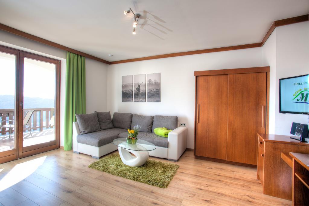 Mathiasl Panorama Ferienwohnungen Bodensdorf Bagian luar foto